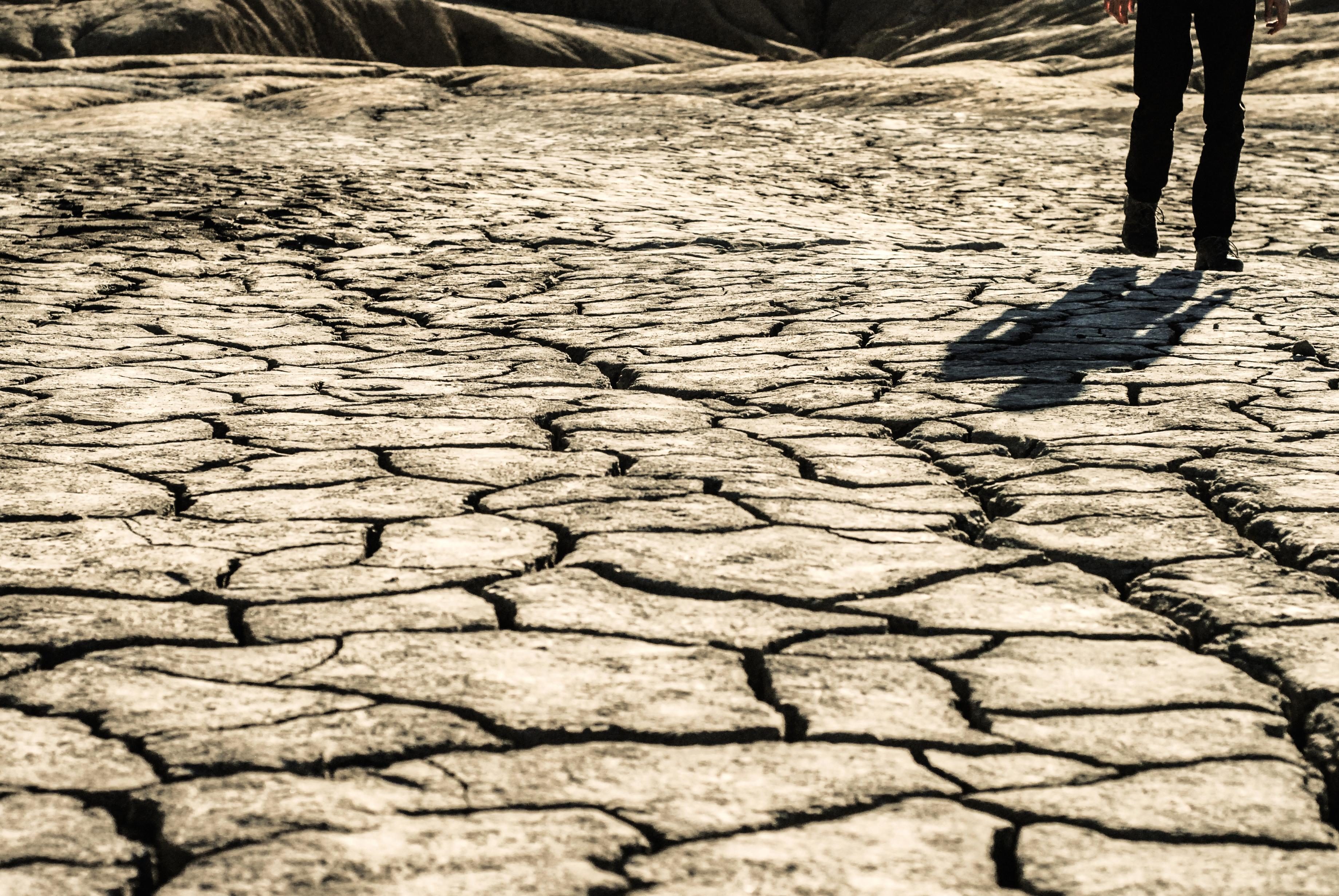 フリー写真画像 テクスチャ 乾燥 パターン 干ばつ ラフ 泥 荒れ地 砂漠 侵食
