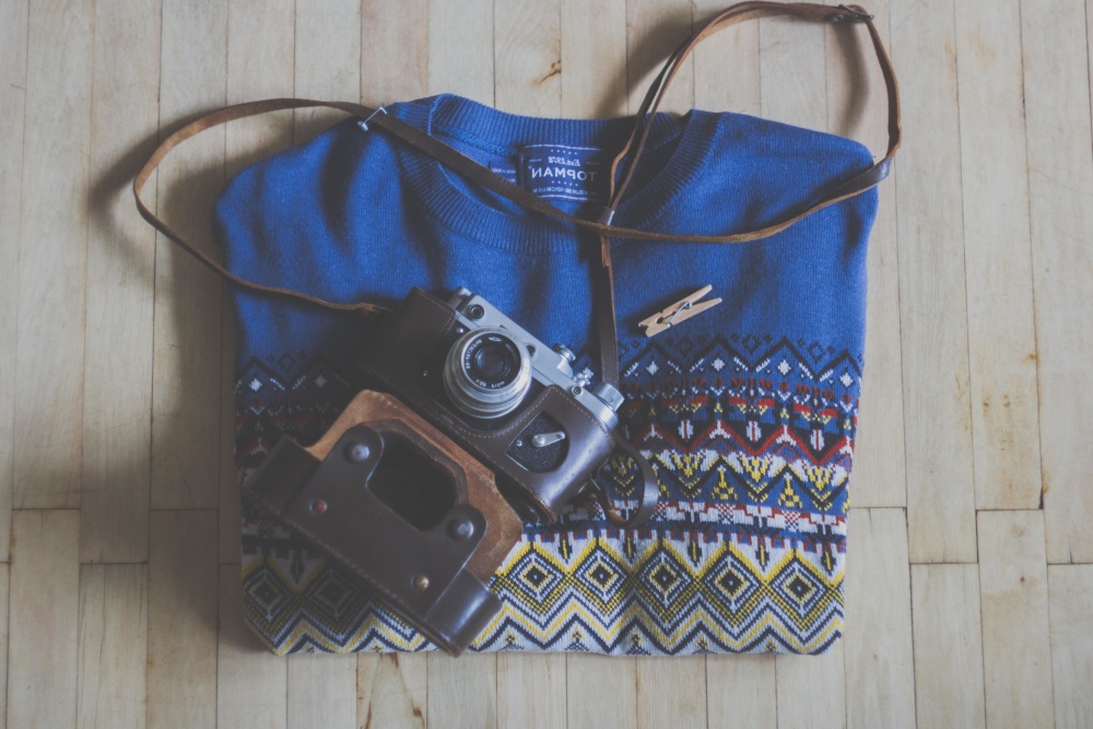 photo camera, sweater, fashion, old, equipment, elegant, old