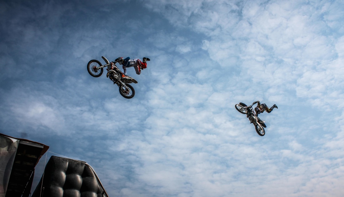 Sport, obloha, motocykl, freestyle, dobrodružství, rychle, nebezpečí, vzduch, skok, riziko, lidé