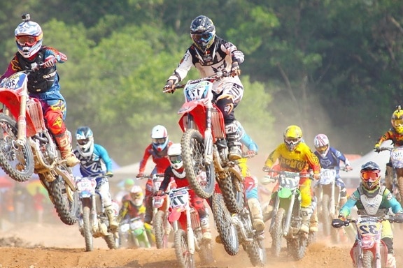 competition, race, vehicle, wheel, people, action, fast, soil, helmet, motocross