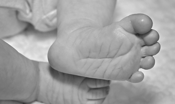 bayi, tangan, kaki, monokrom, anak, manusia, bayi baru lahir