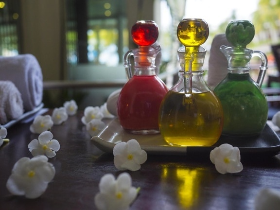 Aromaterapi, parfum, perlengkapan mandi, botol, kaca, wadah, parfum