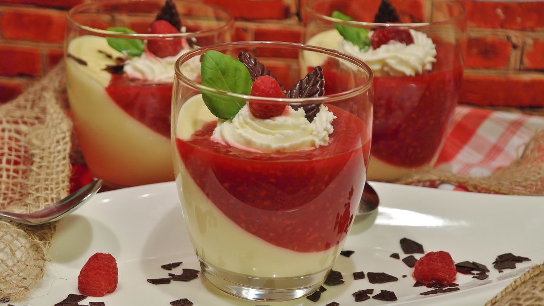 strawberry, fruit, berry, sweet, cream, dessert, glass, ice, food