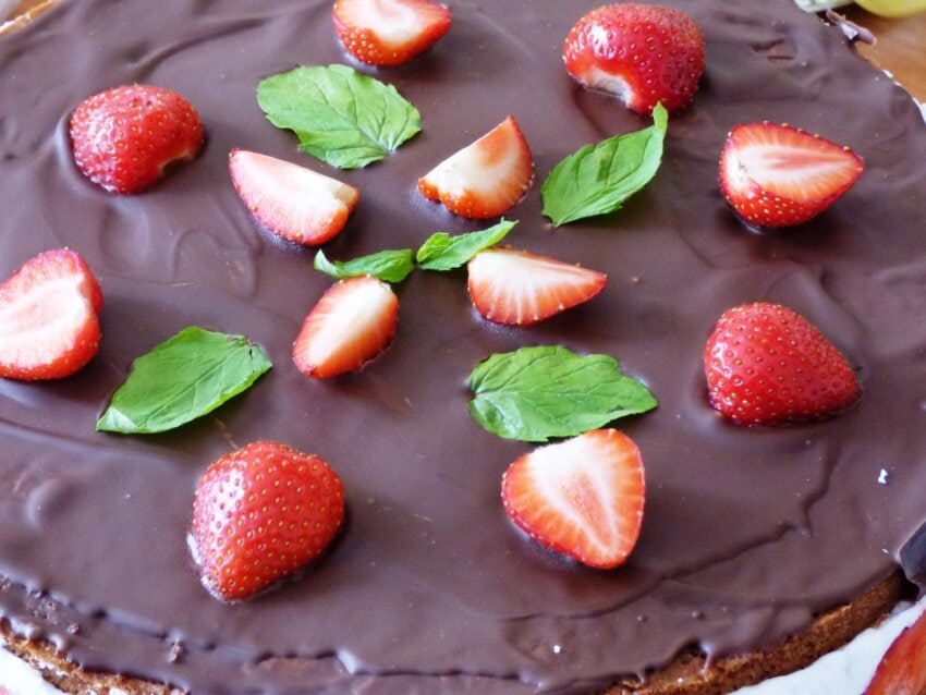 Gratis bilde søt jordbær sjokolade deilig frukt fløte sukker mat