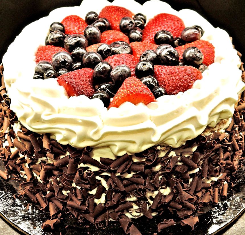 sweet, cream, chocolate, cake, blueberry, sugar, food, berry, delicious