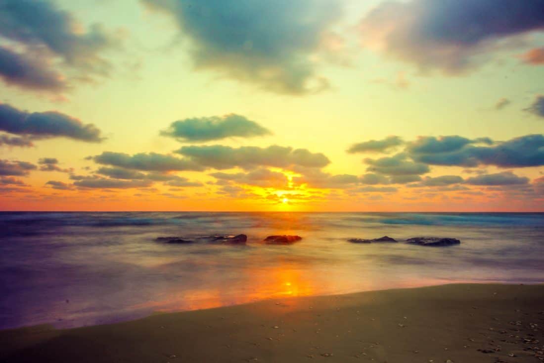 Sunrise, pilvi, auringonvalo, vesi, sun, dawn, hämärä, beach, ocean, sea, sky