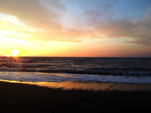 sunrise, sky, cloud, backlit, dawn, dusk, sun, beach, water, ocean, sea, seascape
