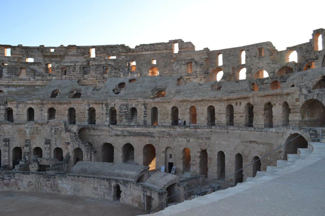architecture, ancien, amphithéâtre, théâtre médiéval, de vieux, de Rome (Italie)