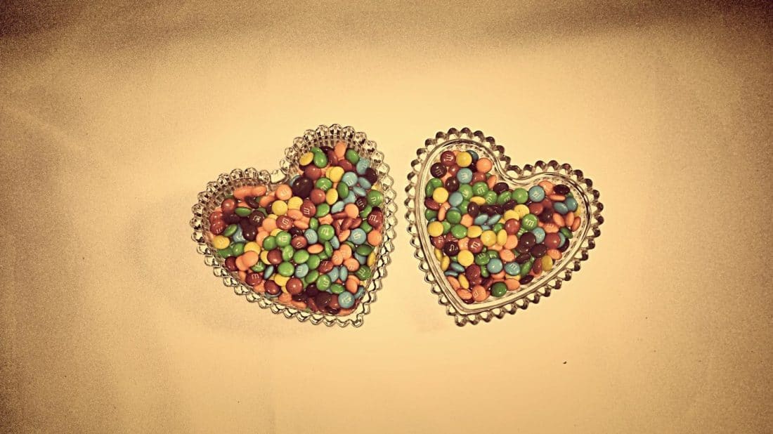 food, dessert, candy, heart, bowl, object, colorful
