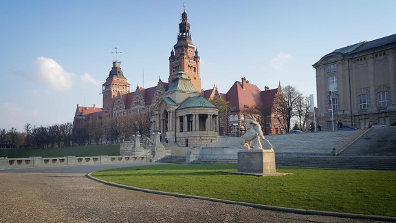 αρχιτεκτονικής, Μουσείο, στο κέντρο της πόλης, το παλάτι, εκκλησία, κάστρο, Πανεπιστήμιο