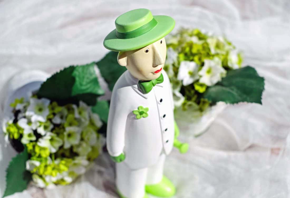ของเล่น ตุ๊กตา ศิลปะ ดอกไม้ แต่งงาน หมวก กลีบ ใบ