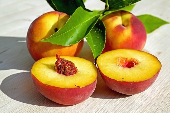 peach, sweet, delicious, food, leaf, fruit