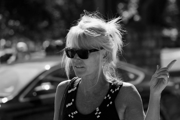 люди, улица, монохромный, портрет, женщина, солнцезащитные очки