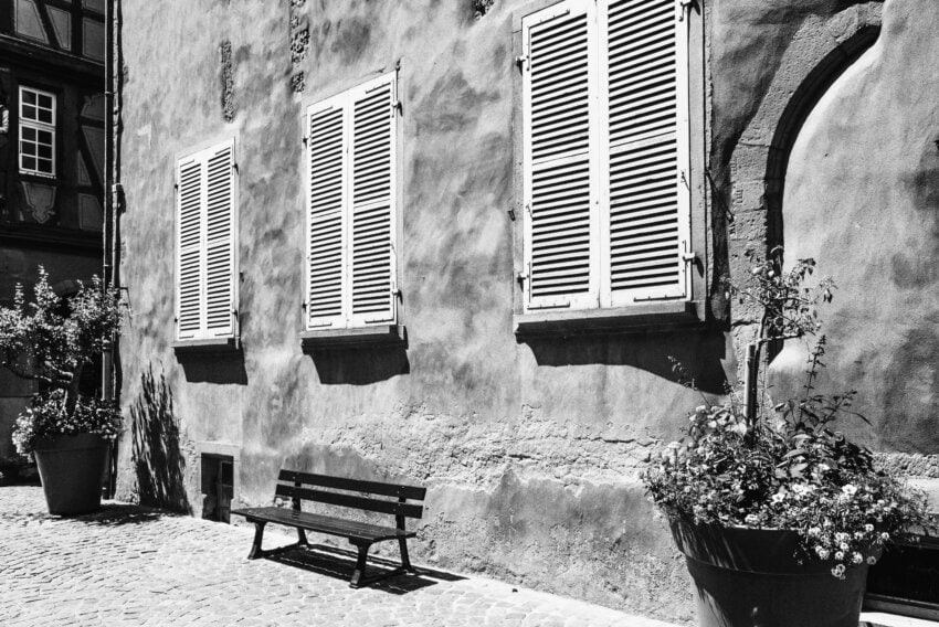 Free picture: monochrome, house, street, window, architecture, bench ...