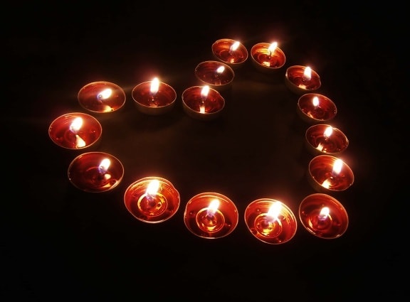 červené srdce, svíčka, láska, romantika, design, tmavé, ilustrace, luminiscence, tvar