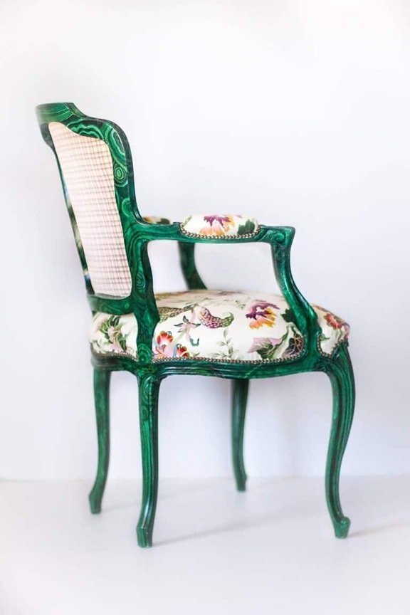 silla de madera, arte, pared blanca, interior, piso, muebles, verdes