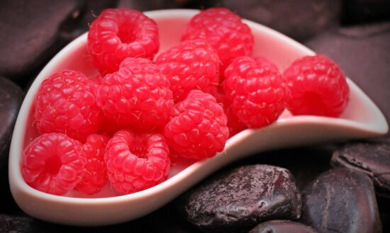 sweet, fruit, food, delicious, raspberry, berry, dessert