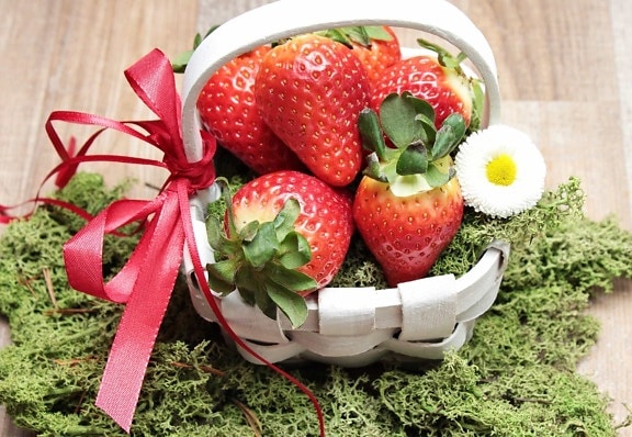 food, strawberry, fruit, sweet, dessert, organic