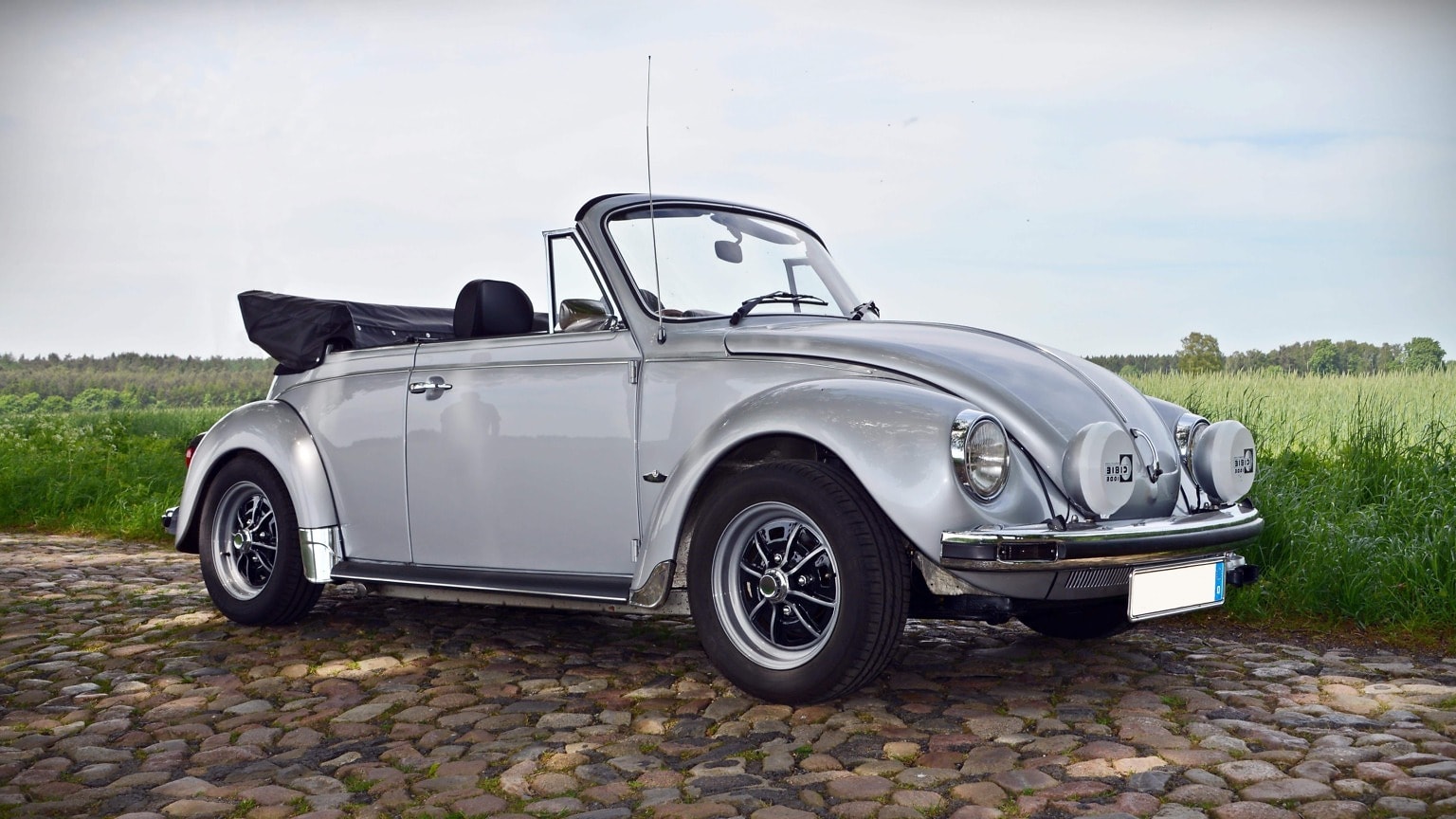 volkswagen beetle convertible