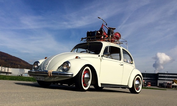 Volkswagen beetle, old car, vehicle, transportation, automobile, speed, asphalt, blue sky