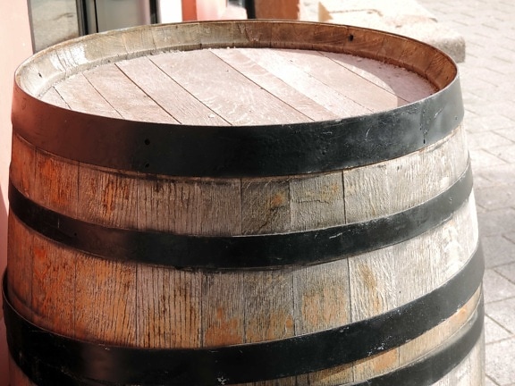 object, winery, container, barrel, viticulture, vessel, rain barrel, cistern