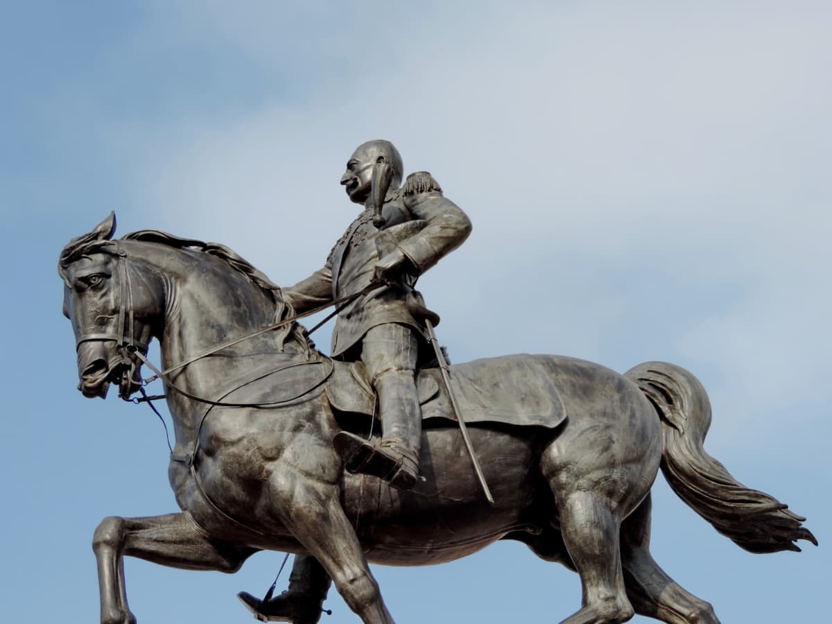 лошадиные скачки, Кинг, Сербия, Памятник, Бронзовый, скульптура, Статуя, кавалерия