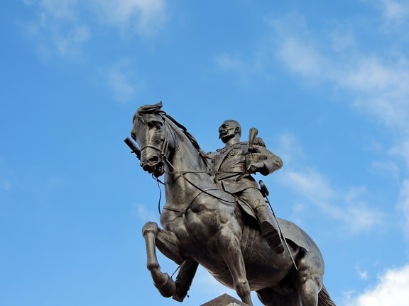 Bronce, caballo, rey, Unido, escultura, Serbia, pedestal, estatua de