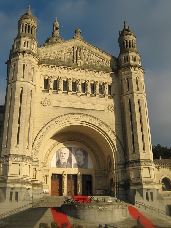 Барок, катедрала, католическа, християнството, фасада, Франция, червен килим, туристическа атракция