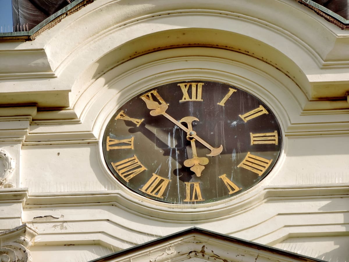 horloge analogique, fer de fonte, steeple, patrimoine, architecture, horloge, temps, classique
