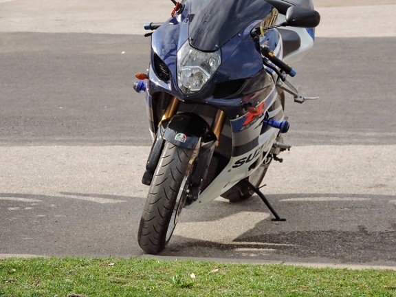 Suzuki, fast, headlight, motorcycle, road, competition, bike, parking lot