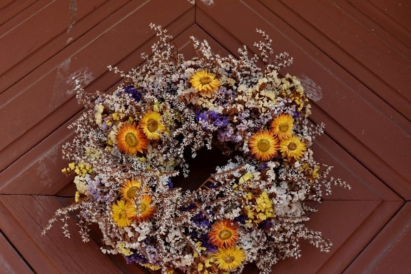 beautiful flowers, carpentry, dry wreath, front door, oak, still life, flower, decoration