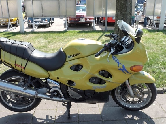 modern, motorcycle, parking lot, yellowish, chrome, drive, engine, exhibition