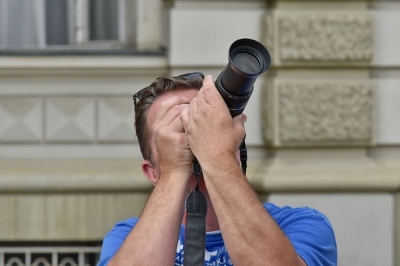 tay săn ảnh, Nhiếp ảnh gia, photojournalist, người đàn ông, chân dung, ngoài trời, ống kính, tập trung, Thành phố, đô thị