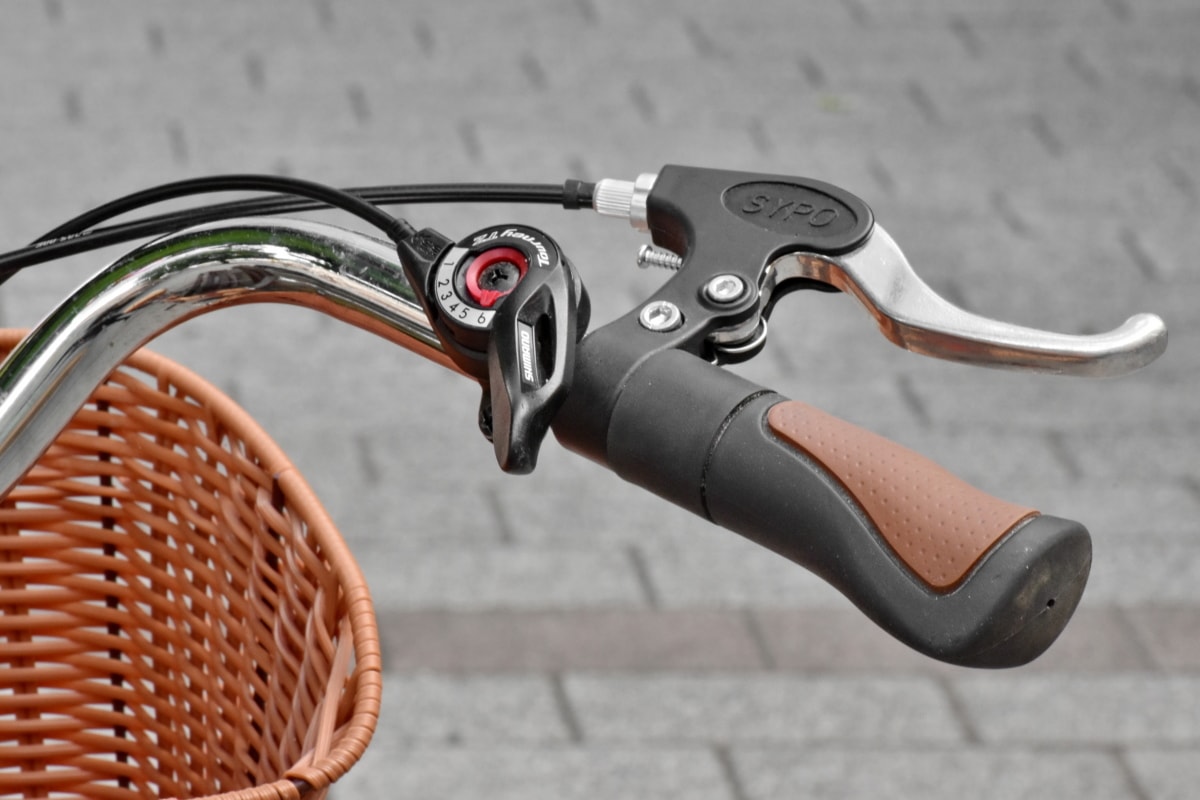 bicycle, gearshift, metallic, steering wheel, wicker basket, outdoors, steel, classic, equipment, old