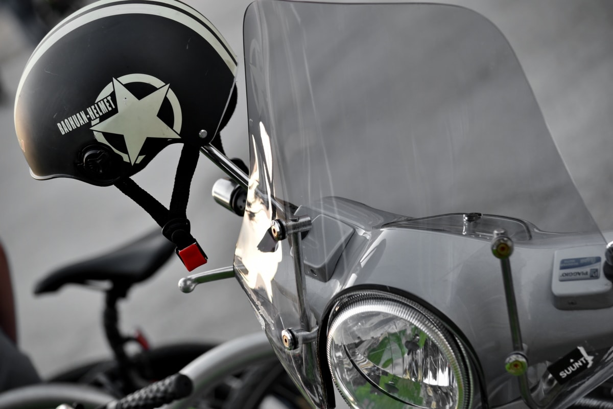 headlight, helmet, moped, motorcycle, nostalgia, windshield, wheel, chrome, classic, vehicle