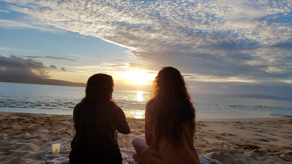 海滩, 冷静, 友谊, 漂亮女孩, 放松, 放松, 日落, 海岸, 黎明, 太阳