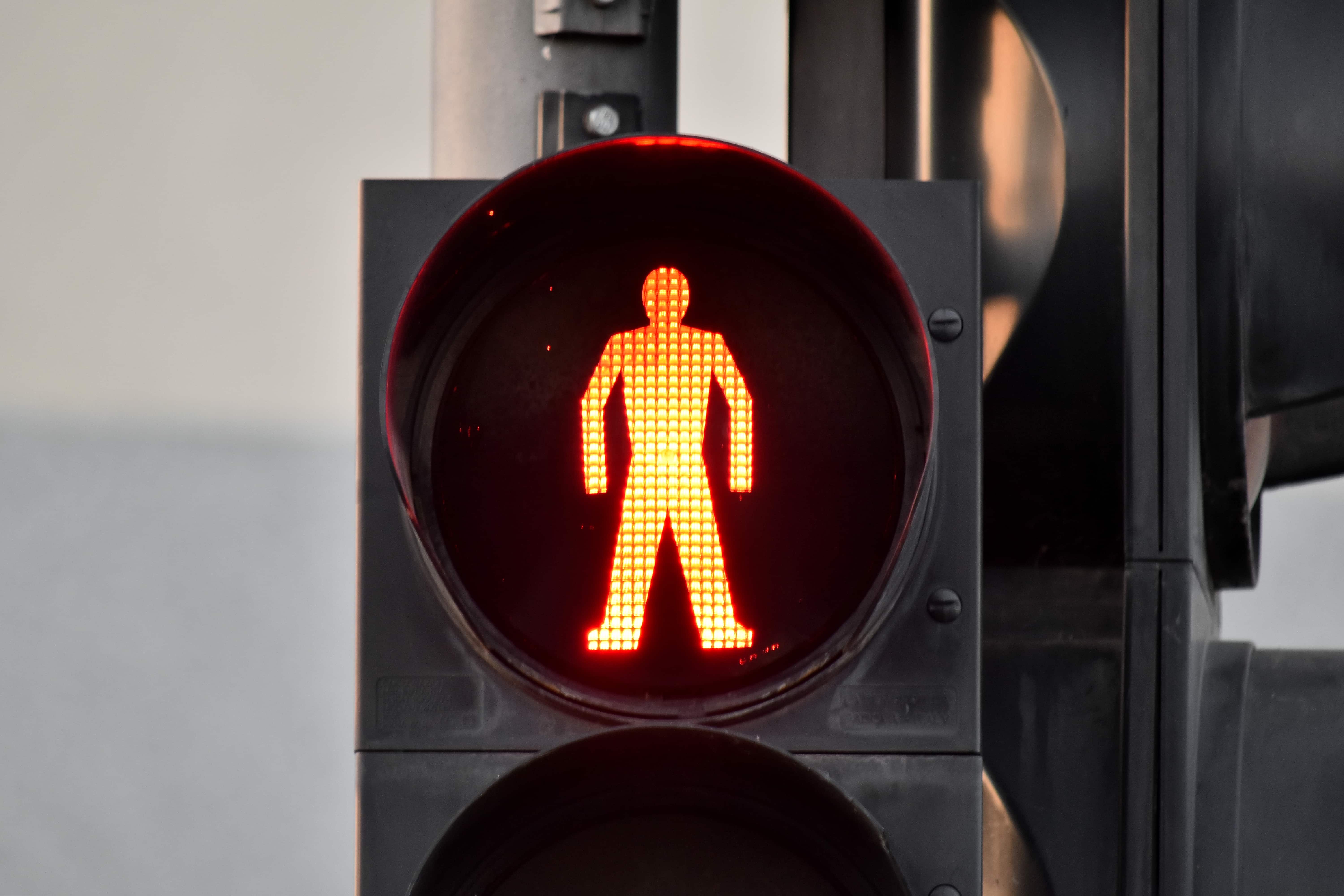 Free picture: electricity, red light, traffic control, traffic light, semaphore, warning, safety, light, intersection, street