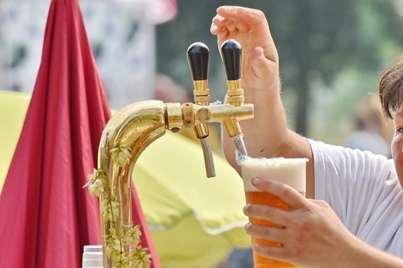 beer, beer glass, drink, hand, woman, workplace, outdoors, people, leisure, enjoyment
