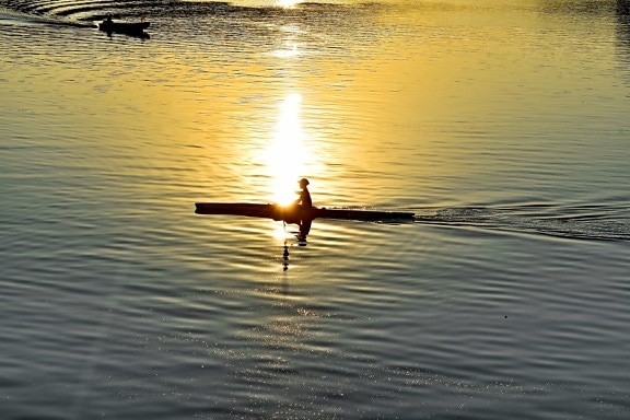 canoe, recreation, reflection, shadow, silhouette, sunrays, sunset, river, lake, water