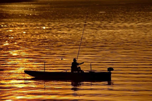 ribar, ribolov, ribarski brod, Zlatni sjaj, silueta, suncevi zraci, brod, zalazak sunca, voda, zora