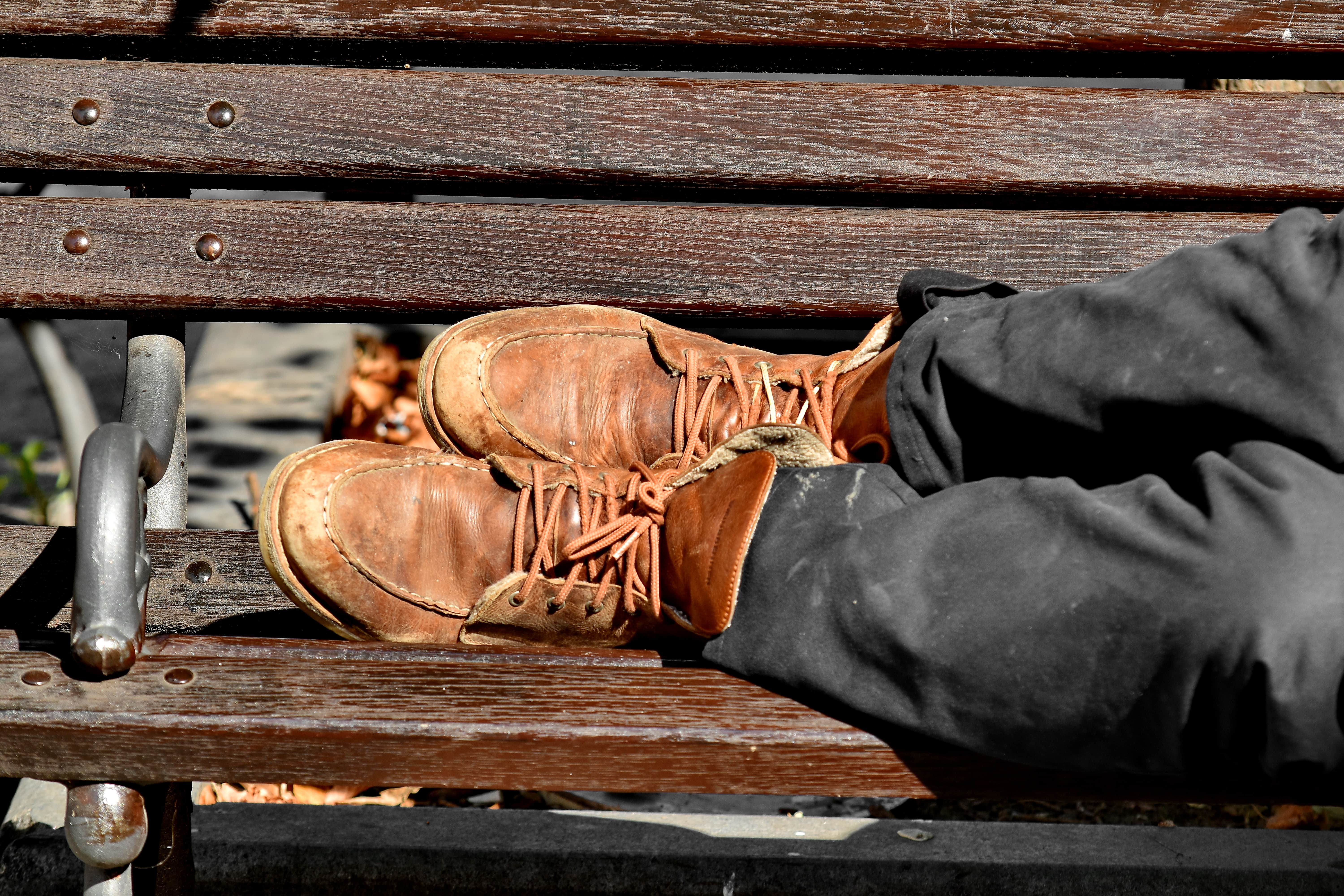 Gratis billede: støvler, boot, fodtøj, foden, årgang, beskidt, læder, bænk