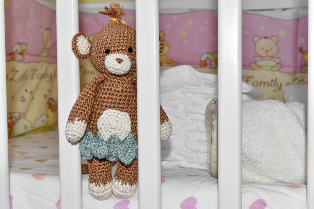 beba, krevet, spavaća soba, pelene, plišani medo igračka, ručnik, igračka, slatka, unutarnji prostor, djevojka
