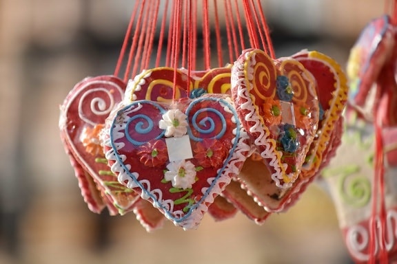 gingerbread, hearts, decoration, heart, celebration, traditional, love, romance, wedding, sugar