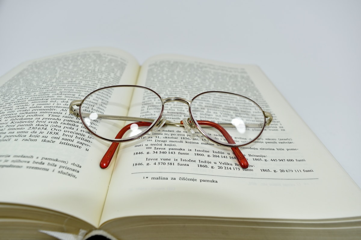 kirja, silmälasit, kieli, käsittelyssä, Serbia, paperi, Kirjallisuus, Tietoa, koulutus, teksti