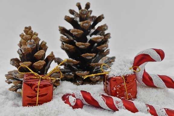 close-up, decoration, gifts, snowflakes, christmas, cone, tree, winter, snow, celebration
