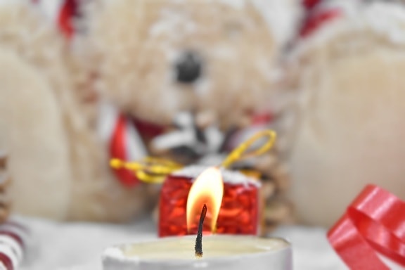 blurry, candlelight, candles, close-up, focus, gifts, candle, celebration, christmas, fire