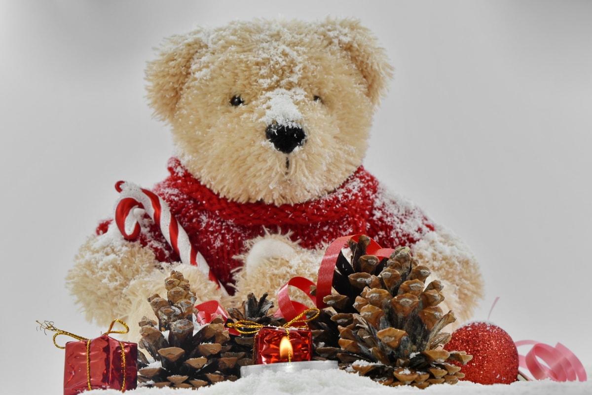 candle, candlelight, christmas, decoration, gifts, love, romance, teddy bear toy, winter, snow