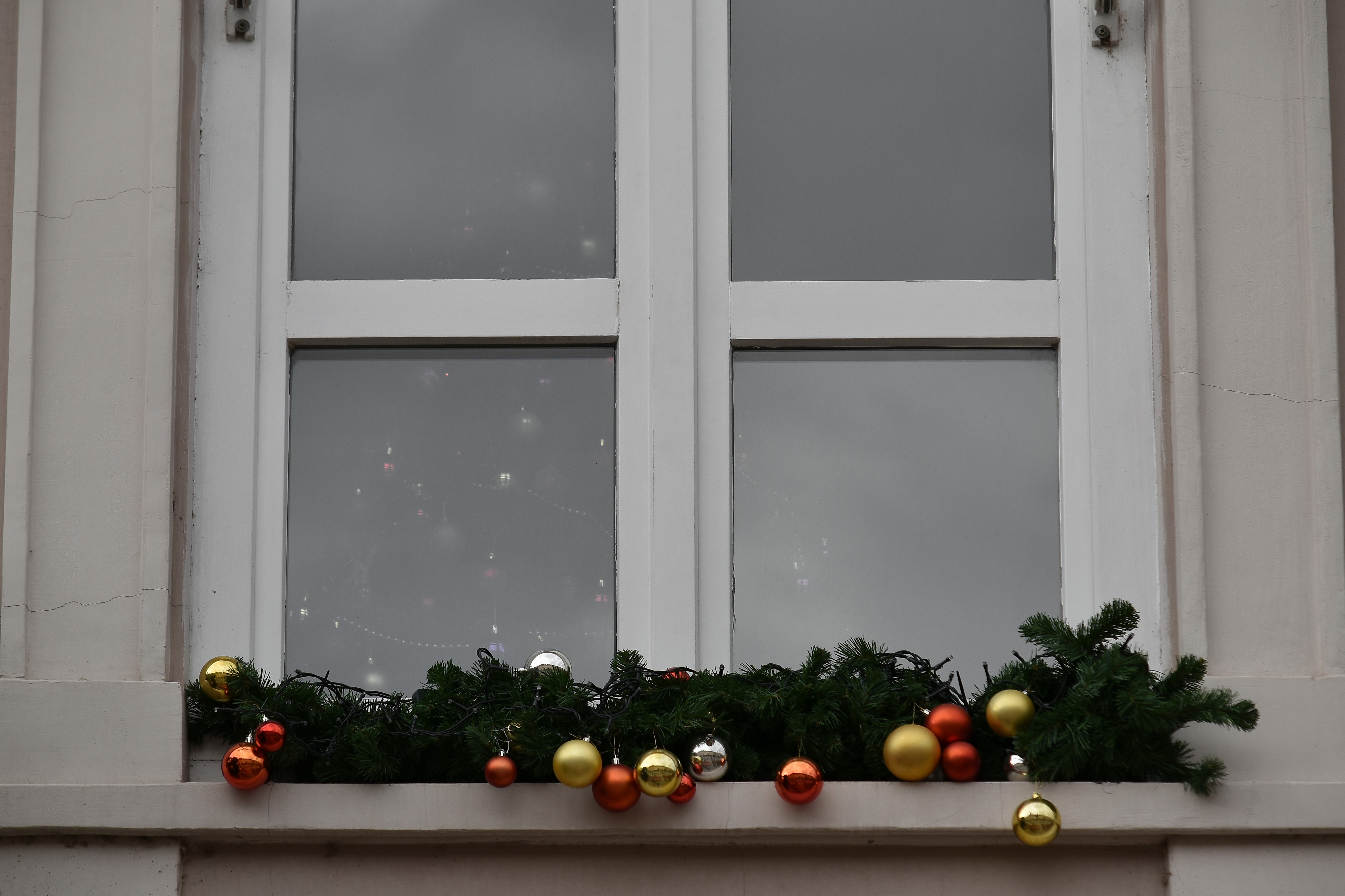 Free Picture Christmas Decoration Window Sill House