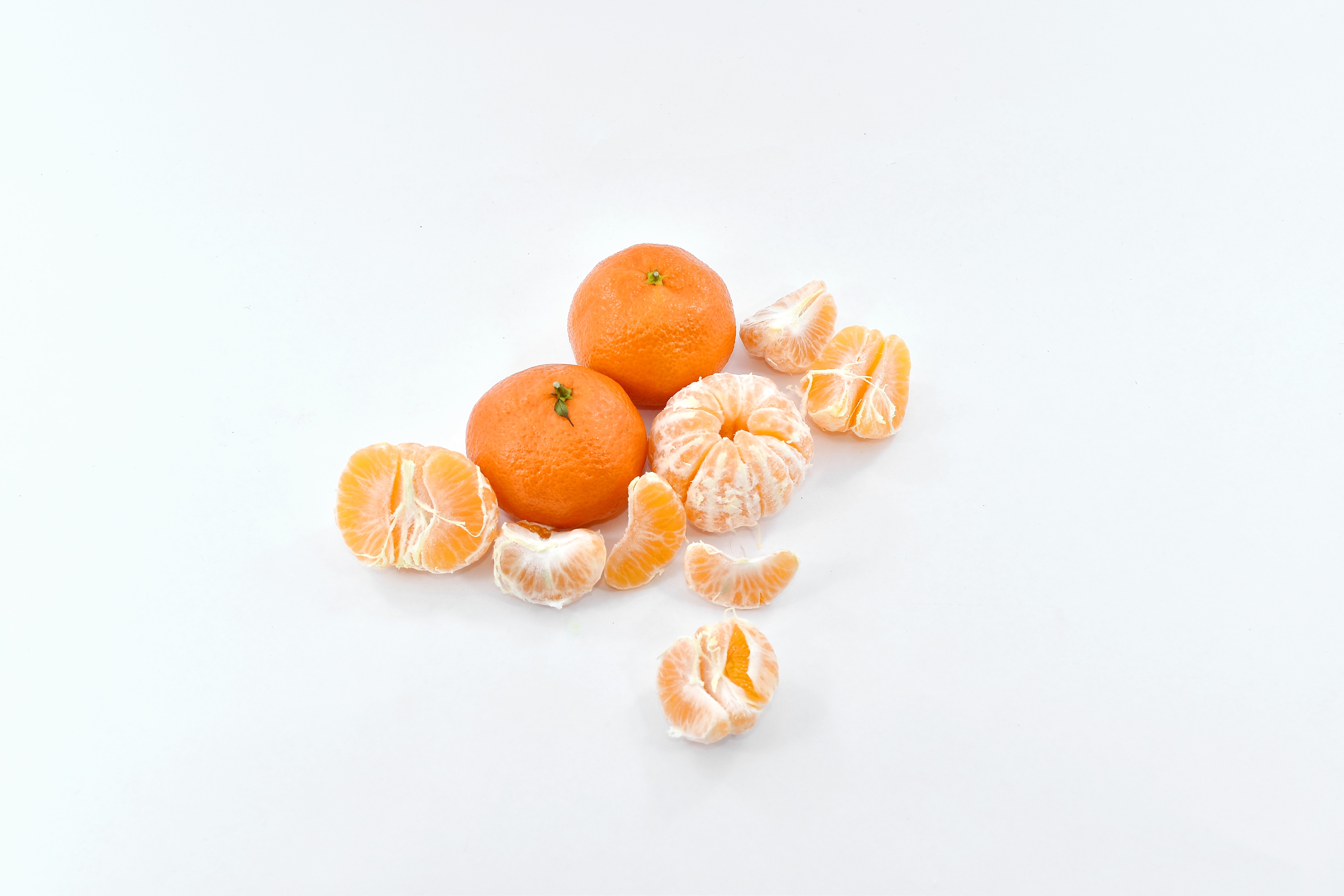 Мандарин какие слова. Мандарин. Витамины в мандаринах. Апельсин паттерн. Апельсин Минимализм.