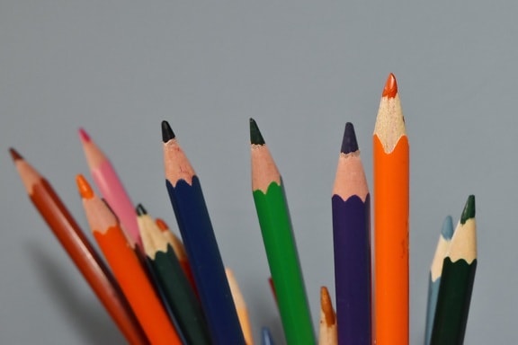 colores, lápices de colores, dibujo, sostenido, suministros, de la escritura, Escuela, Educación, creatividad, madera